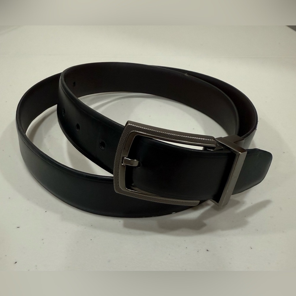 Kenneth Cole  reaction black faux leather belt Size L (38-40)